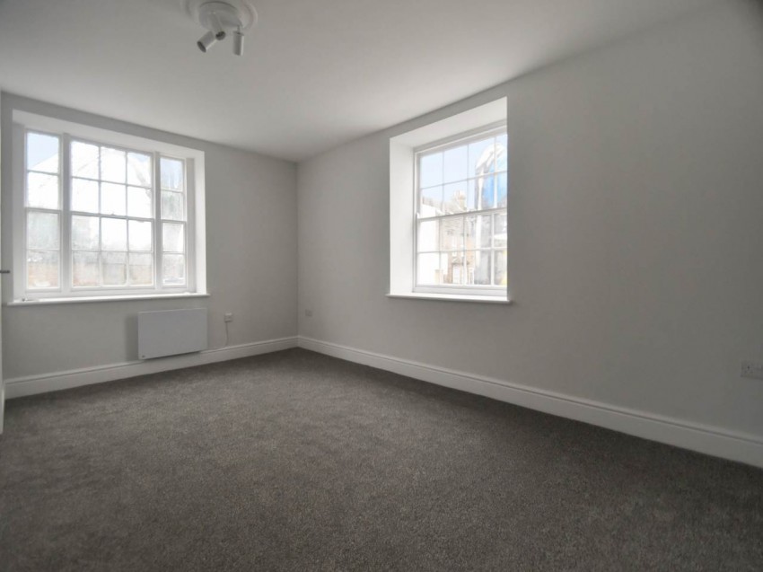 Images for High Street, 160 High Street, Rainham, Kent