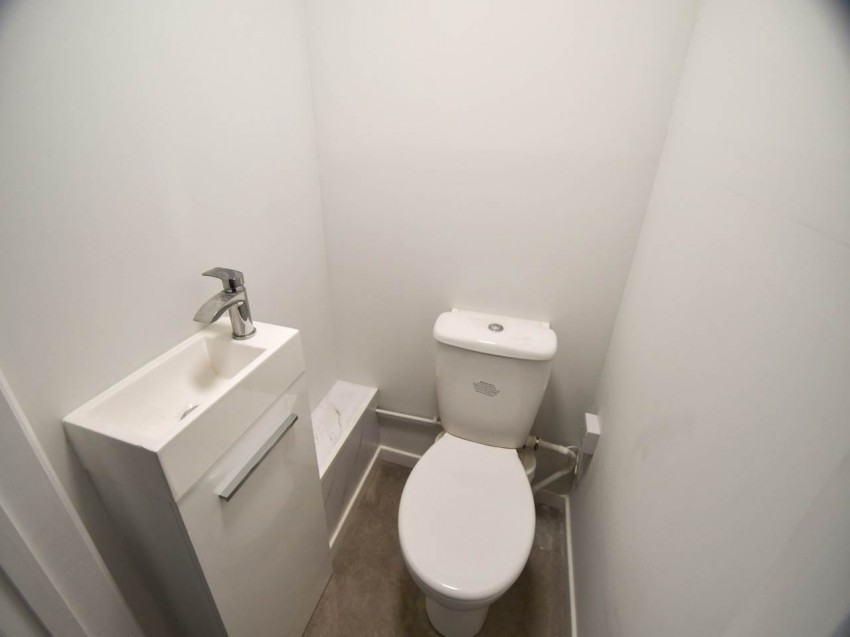 Images for High Street, 160 High Street, Rainham, Kent