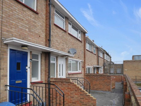 View Full Details for Twydall Green, Gillingham , Kent  ME8 6XJ