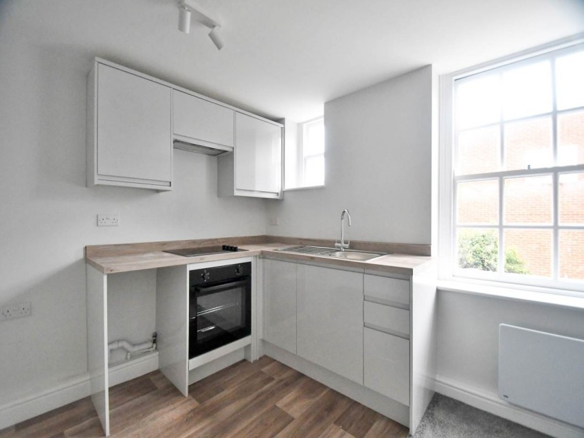 Images for High Street, 160 High Street, Rainham, Kent