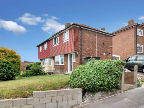 View Full Details for Pickwick Crescent, Kent ,  ME1 2HZ