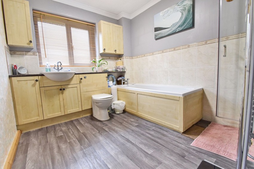 Images for Sarsen Heights, Walderslade Woods, Chatham, Kent