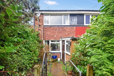 View Full Details for Ploughmans Way, Rainham, Gillingham, Kent ME8 8LJ