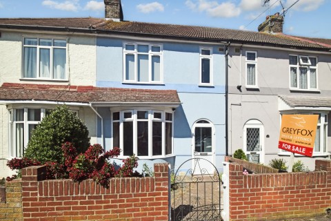 View Full Details for Brenchley Road, Twydall, Gillingham, Kent ME8 6HD
