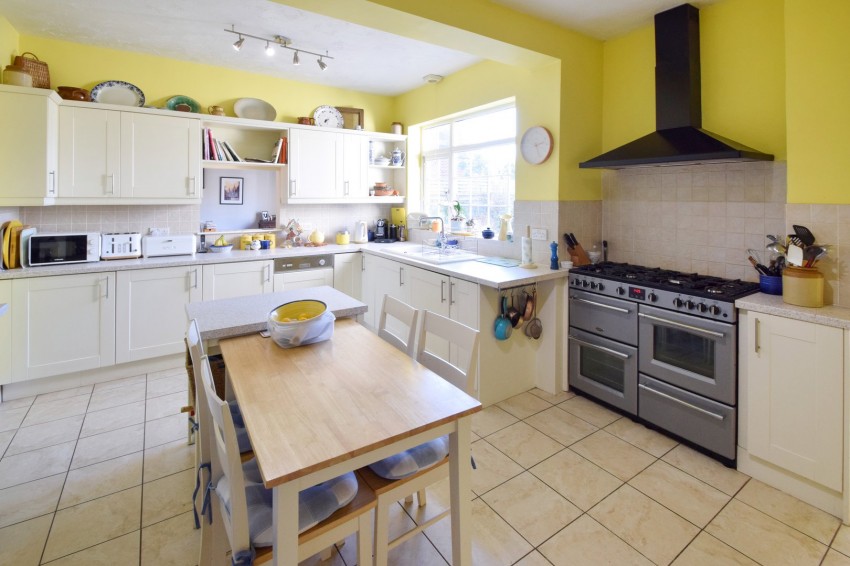 Images for Wainscott, Rochester, Kent