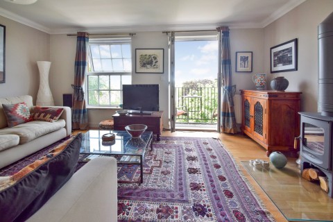 View Full Details for Borstal Road, Rochester, Kent ME1 3BD