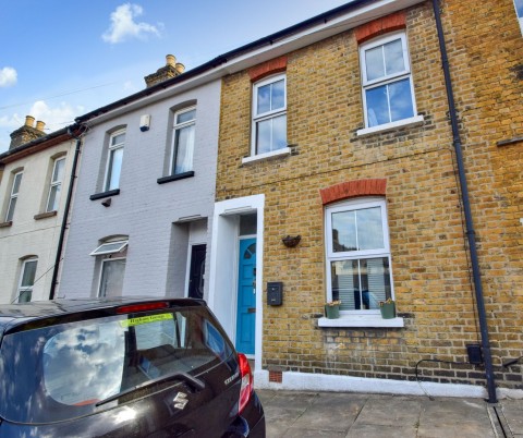 View Full Details for East Street, Chatham, Kent ME4 5NJ
