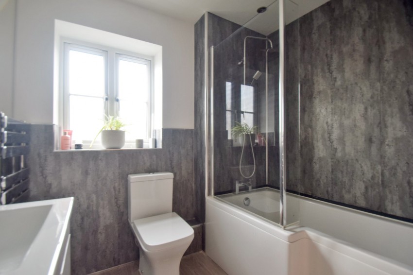 Images for Russett Farm, Rainham, Gillingham, Kent