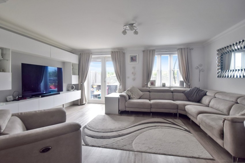 Images for Russett Farm, Rainham, Gillingham, Kent