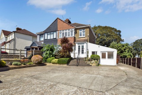 View Full Details for Valley View Road, Rochester, Kent ME1 3PB