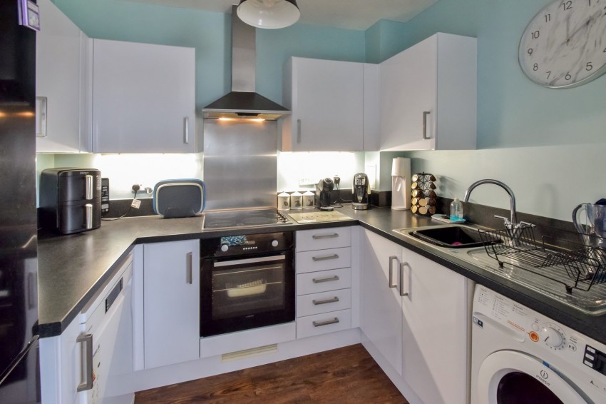Images for Ward View, Chatham, Kent