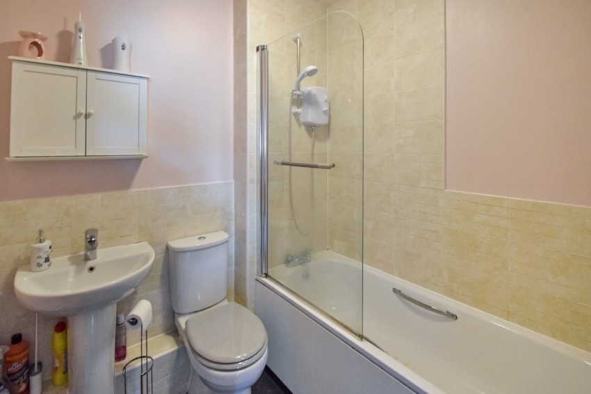 Images for Ward View, Chatham, Kent