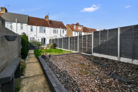 View Full Details for Eastcourt Lane, Twydall, Gillingham, Kent ME8 6HG