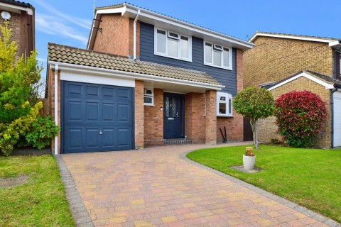 View Full Details for Aintree Road, Lordswood, Chatham, Kent ME5 8PY