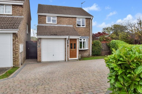 View Full Details for Bronington Close, Princes Park, Chatham, Kent ME5 7RA