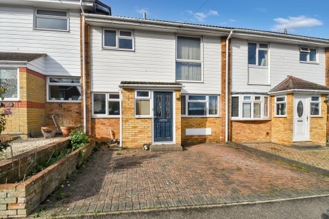 View Full Details for Gladwyn Close, Parkwood, Gillingham, Kent ME8 9TQ