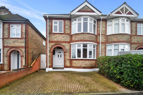 View Full Details for Sunnymead Avenue, Gillingham, Kent ME7 2EA