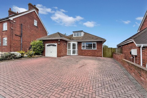 View Full Details for Forge Lane, Upchurch, Sittingbourne, Kent ME9 7AE