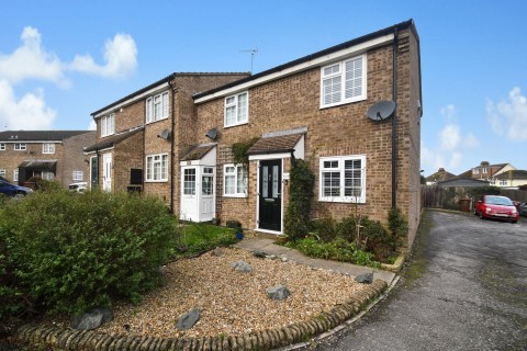 View Full Details for Hanway, Rainham, Gillingham, Kent ME8 6AL