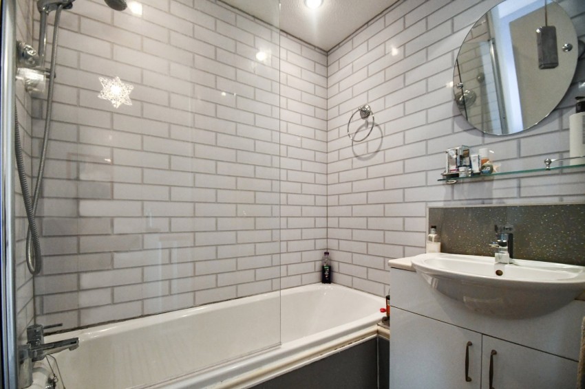 Images for Hanway, Rainham, Gillingham, Kent