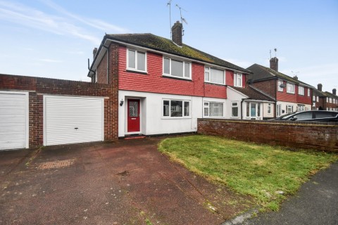 View Full Details for Childscroft Road, Rainham, Gillingham, Kent ME8 7ST