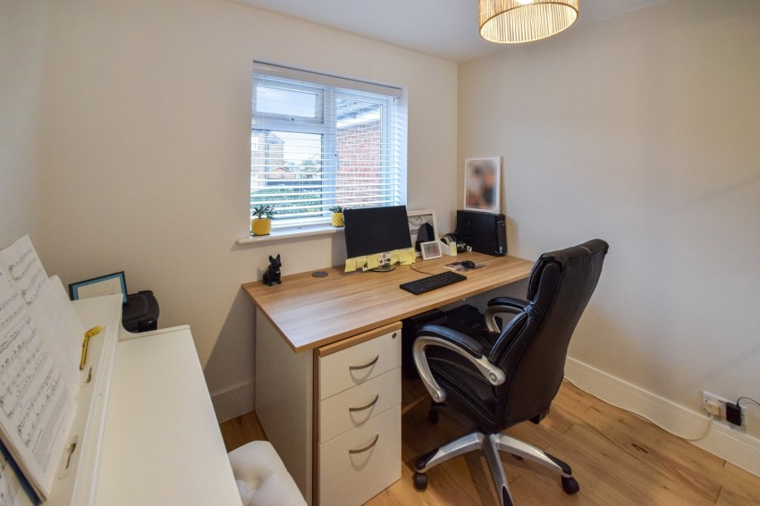 Images for Fallowfield, Wayfield, Chatham, Kent