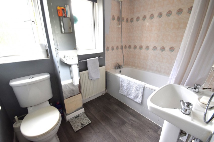 Images for Silverweed Road, Chatham, Kent