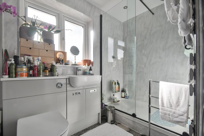 Images for Holmoaks, Rainham, Gillingham, Kent