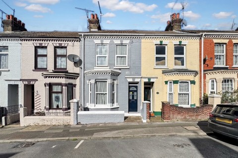 View Full Details for Burnt Oak Terrace, Gillingham, Kent ME7 1DR