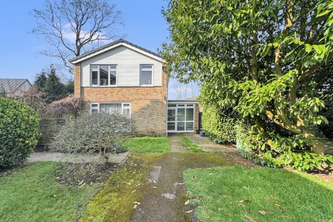 View Full Details for Fir Tree Grove, Bredhurst, Gillingham, Kent ME7 3LB