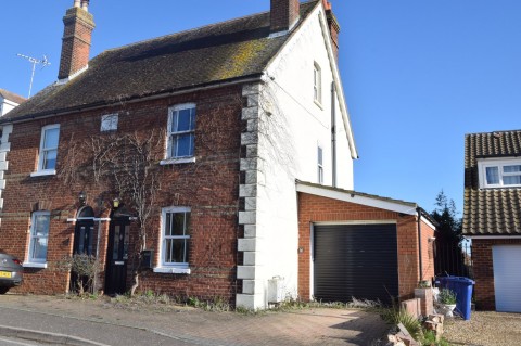 View Full Details for Forge Lane, Sittingbourne, Kent ME9 7AE
