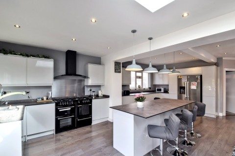 View Full Details for Chestnut Avenue, Walderslade, Chatham, Kent ME5 9AJ
