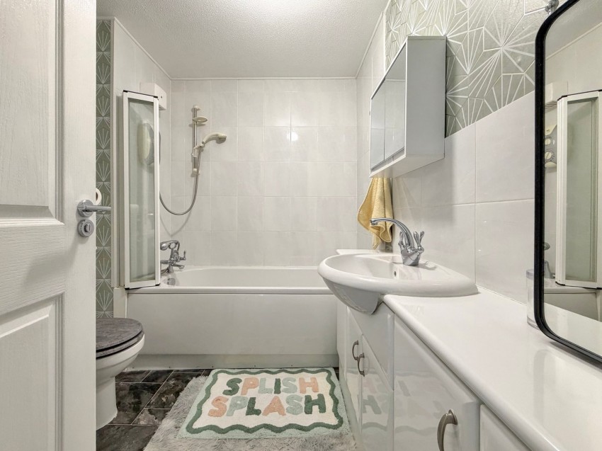 Images for Hanway, Rainham, Gillingham, Kent