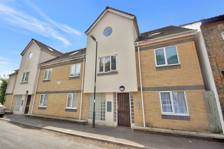 Images for Beacon Road, Chatham, Kent