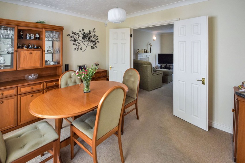 Images for Blue Bell Hill, Chatham, Kent