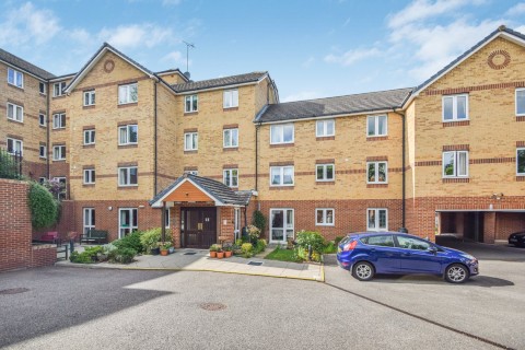 View Full Details for Walderslade Road, Walderslade, Chatham, Kent ME5 9GJ