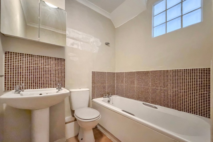 Images for Brookes Place, Newington, Sittingbourne, Kent