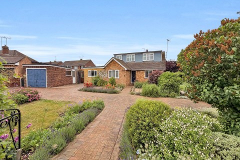 View Full Details for Childscroft Road, Rainham, Gillingham, Kent ME8 7SW