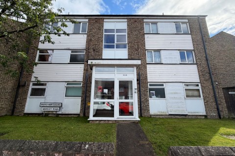 View Full Details for Mersham Court, Wakeley Road, Rainham, Gillingham, Kent ME8 8EL