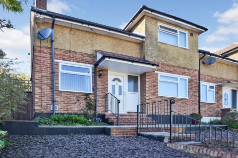 View Full Details for Madden Avenue, Davis Estate, Chatham, Kent ME5 9TQ