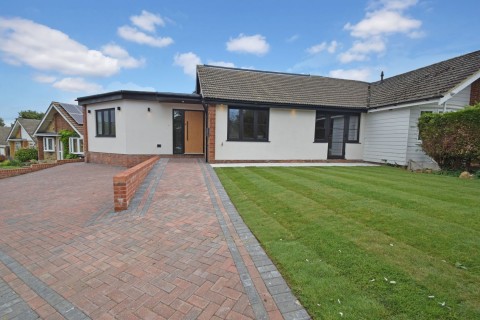 View Full Details for Toddington Crescent, Bluebell Hill, Chatham, Kent ME5 9QT
