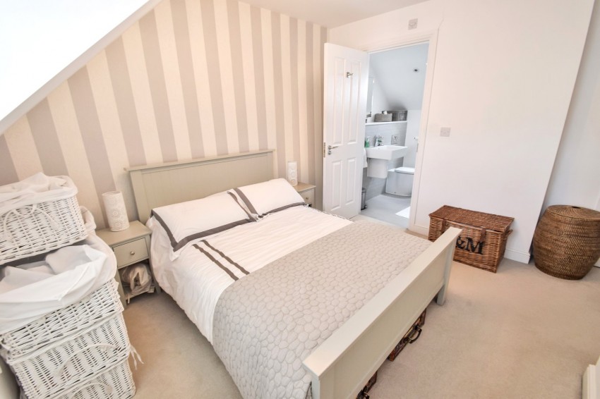Images for Blue Bell Hill, Chatham, Kent