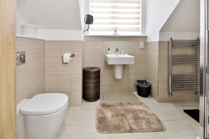 Images for Blue Bell Hill, Chatham, Kent