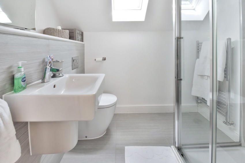 Images for Blue Bell Hill, Chatham, Kent