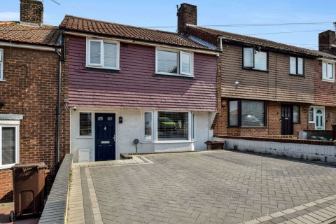 View Full Details for Copperfield Road, Rochester, Kent ME1 2JB